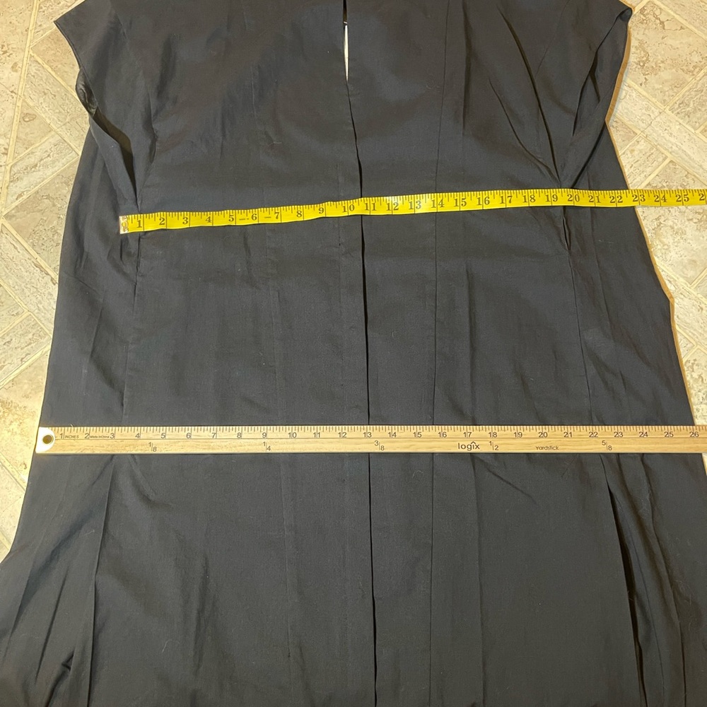 Eyn Vas Black Lightweight Cotton V-Neck Shirtdress Oversized Minimalist NWT - Picture 9 of 12